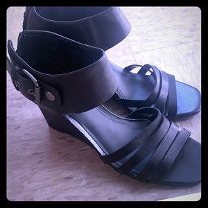 Black Wedge sandals